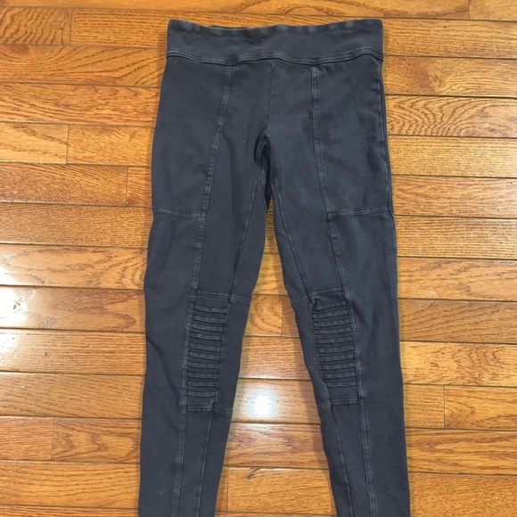 Leggings lot - Picture 3 of 10